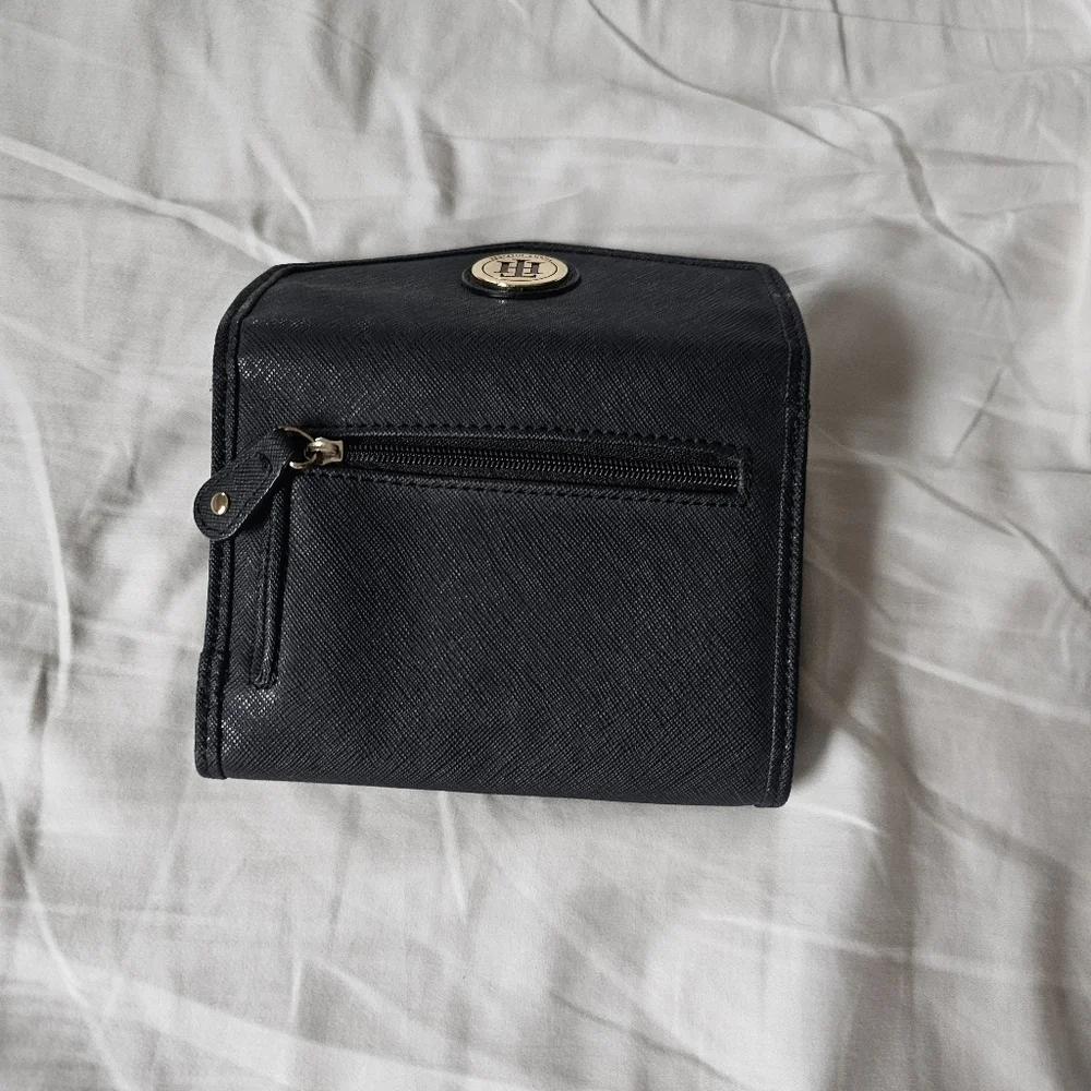 TOMMY HILFIGER Trifold Wallet - Picture 4 of 6